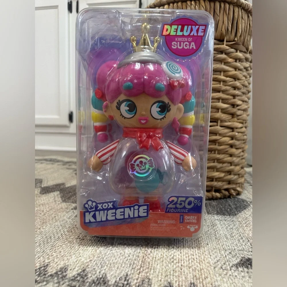 New XOX Kweenie Deluxe Kween of Suga 11